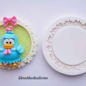 Moldura Galinha pintadinha