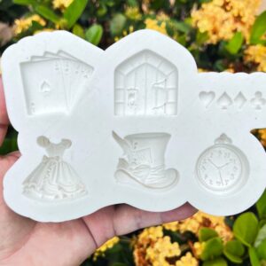 Apliques Alice no país das maravilhas 2