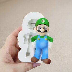 Luigi em pé